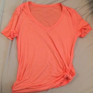 Lululemon v neck t shirt with side tie.